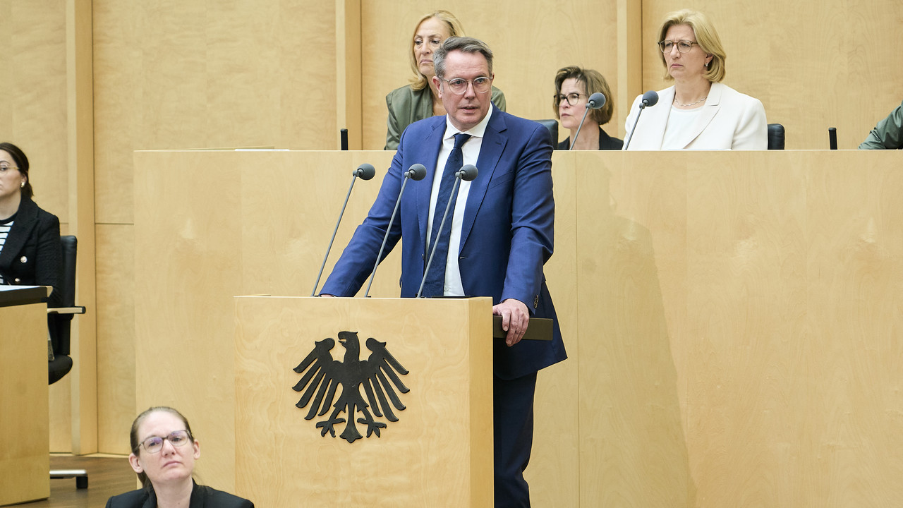 Ministerpräsident Alexander Schweitzer im Bundesrat