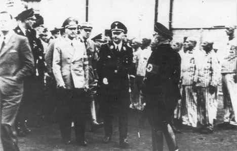 Wilhelm Frick und Heinrich Himmler im KZ Sachsenhausen 1936 