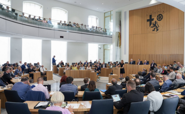 Ministerpräsidentin Malu Dreyer und Staatssekretärin Heike Raab begrüßen den eingebrachten Gesetzentwurf zu Regionalfenstern