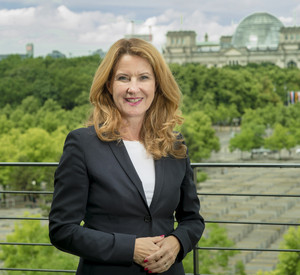 Staatssekretärin Heike Raab