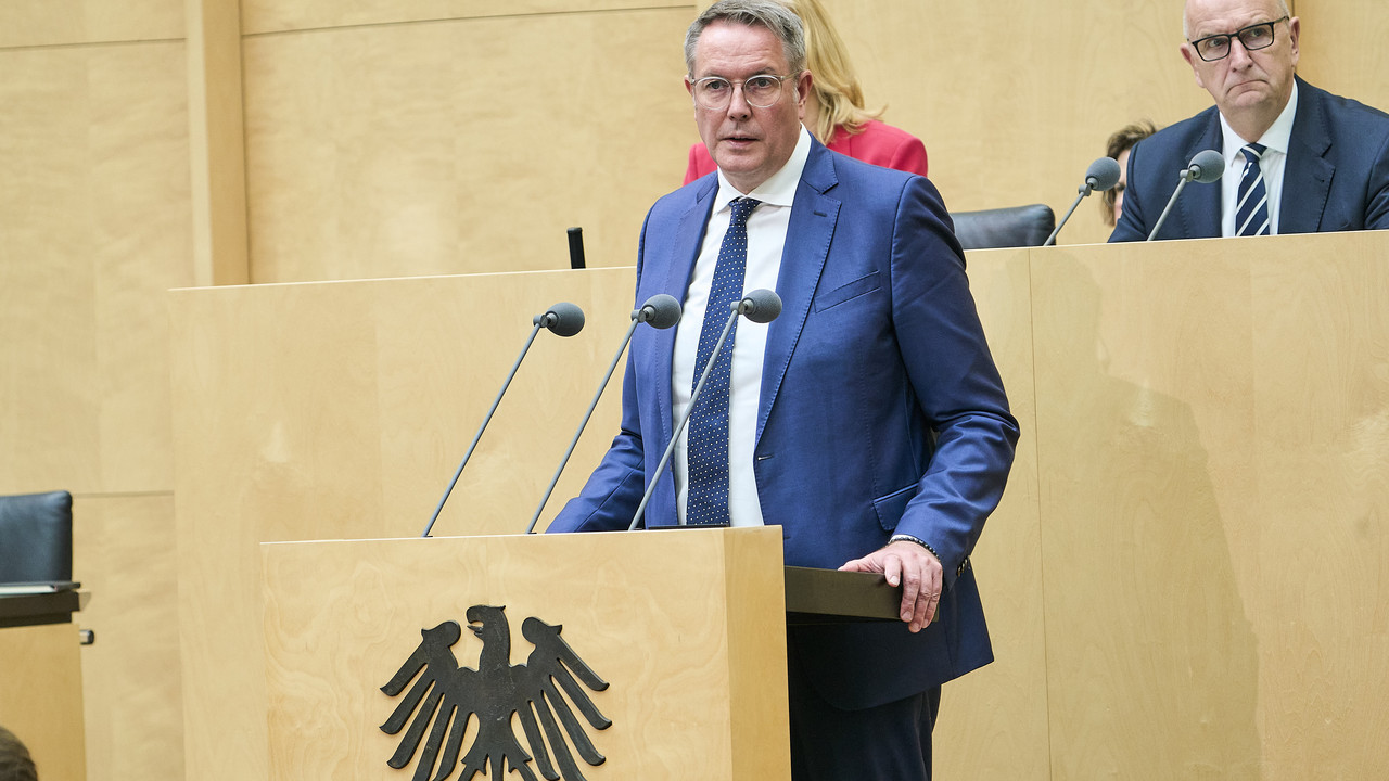 Ministerpräsident Alexander Schweitzer im Bundesrat