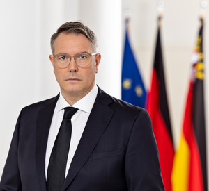 Ministerpräsident Alexander Schweitzer