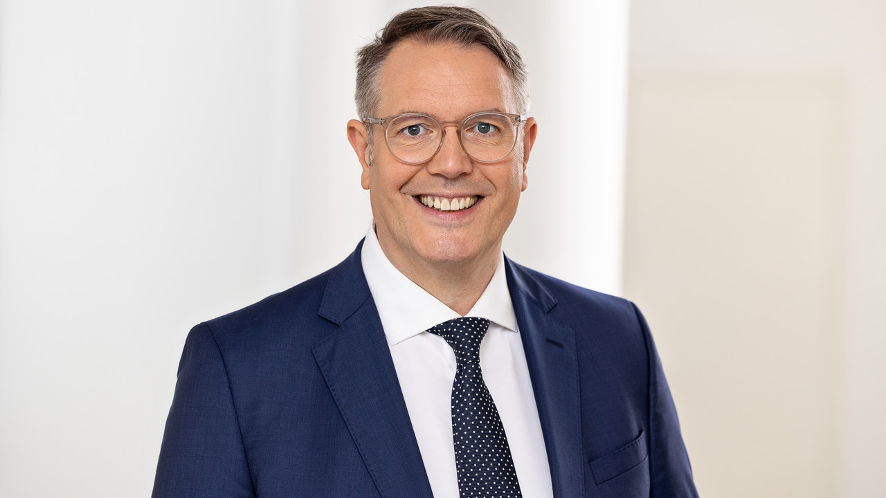 Ministerpräsident Alexander Schweitzer
