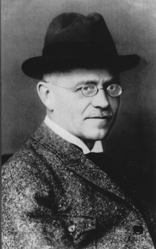 August Horch mit Hut und Nickelbrille, unbekanntes Aufnahmejahr